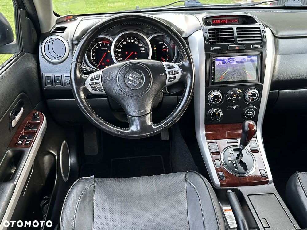 Suzuki Grand Vitara 2.0 De Luxe - 10