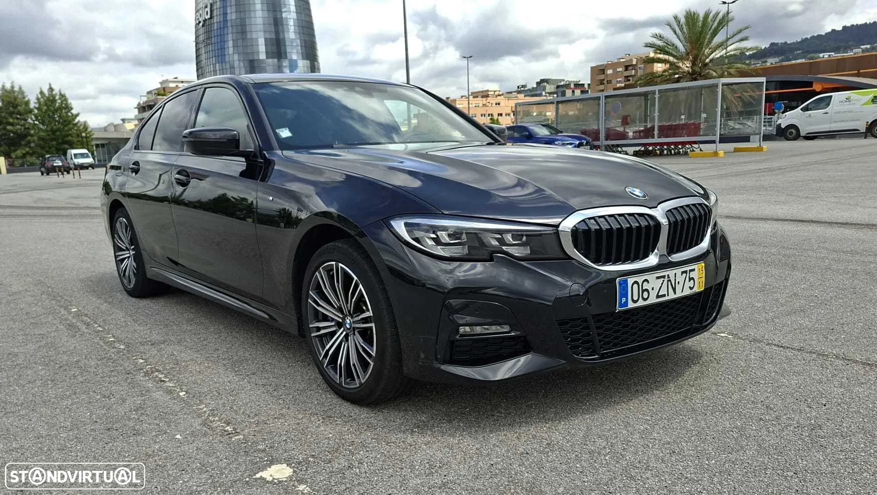 BMW 330 e Pack 50 anos M Auto - 4