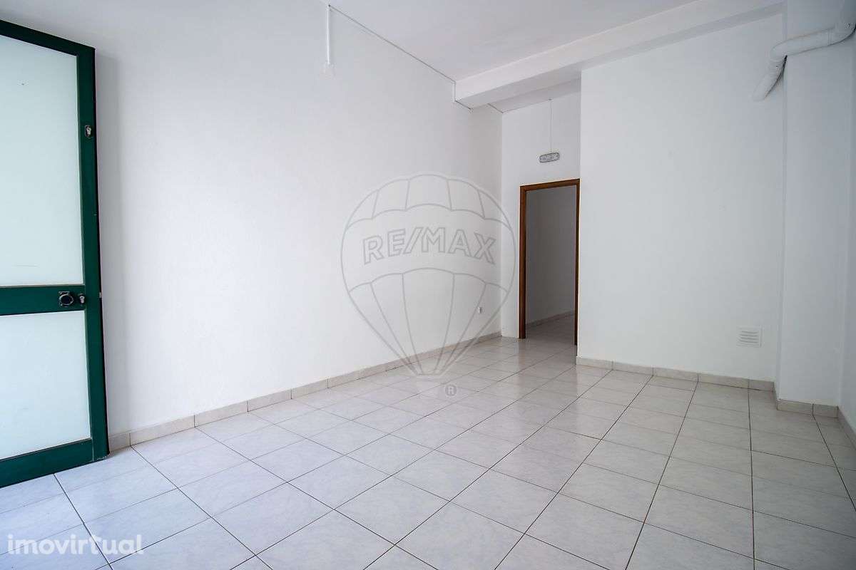 Loja  para arrendamento - Grande imagem: 4/8