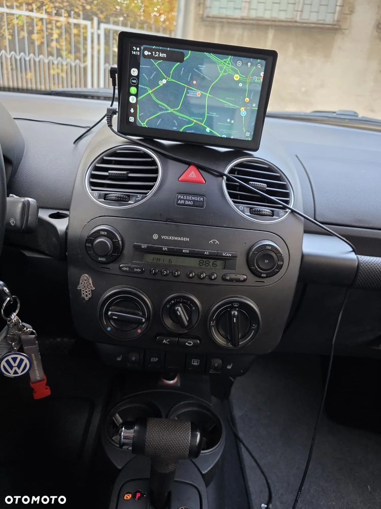 Volkswagen New Beetle - 6