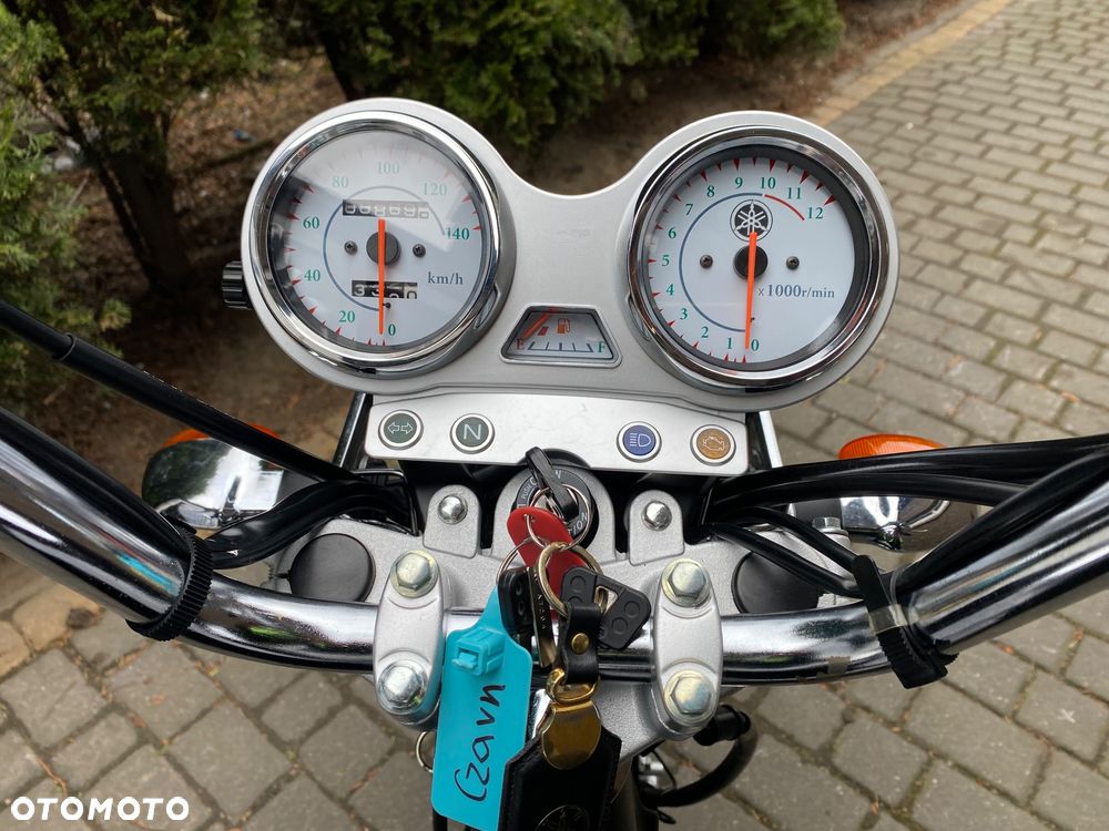 Yamaha YBR - 8