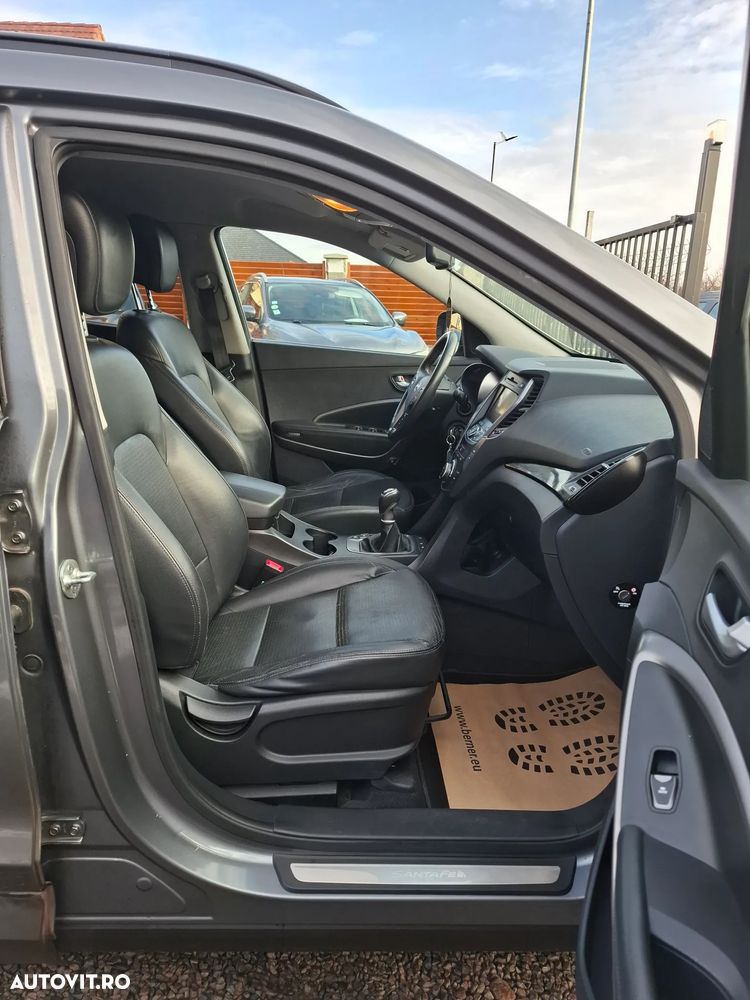 Hyundai Santa Fe 2.0 CRDI 2WD Premium - 16