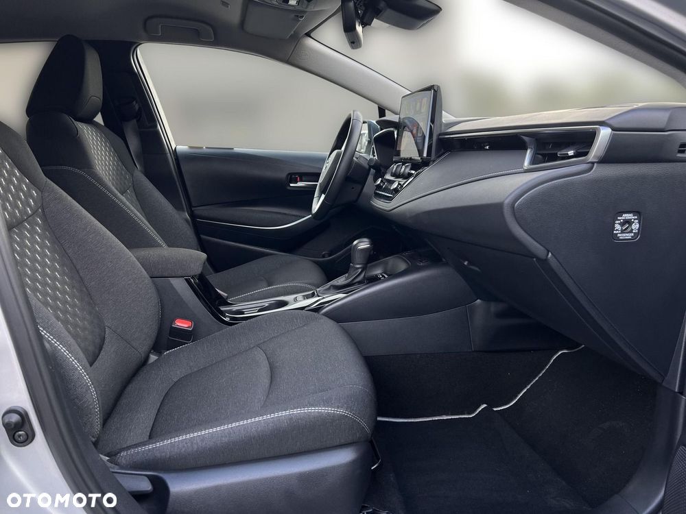 Toyota Corolla 1.8 Hybrid Style - 12
