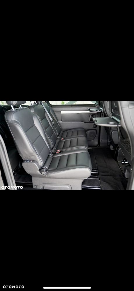 Peugeot Traveller - 18