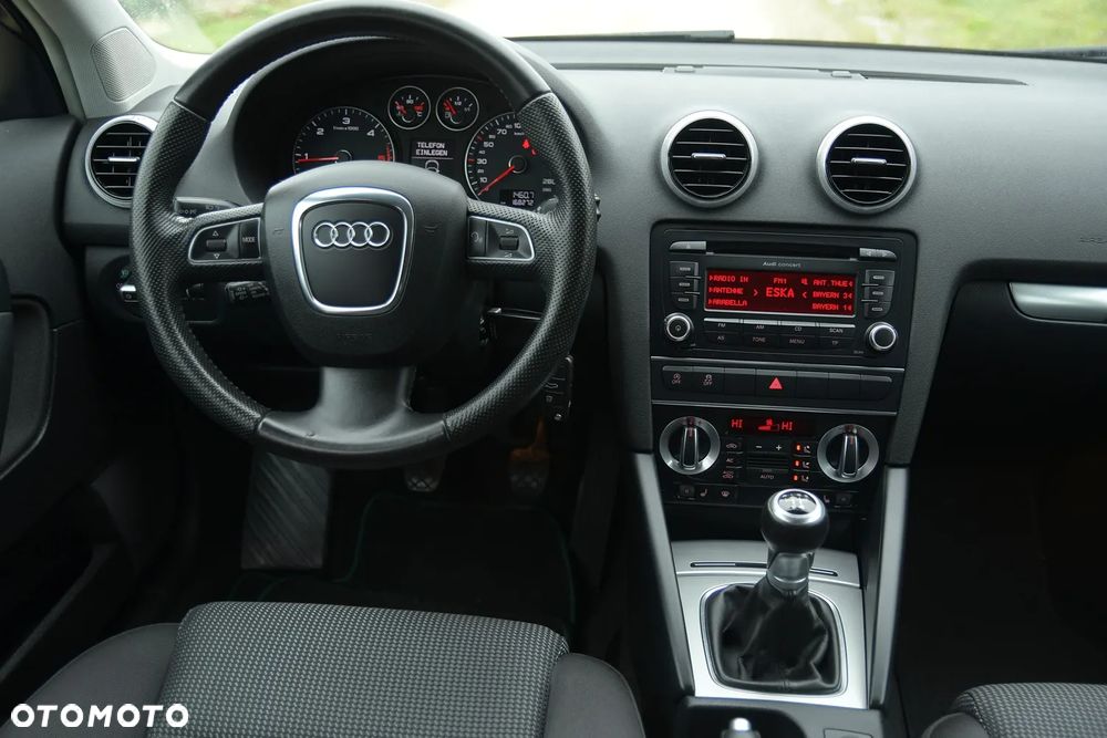 Audi A3 1.6 TDI ultra Attraction - 22