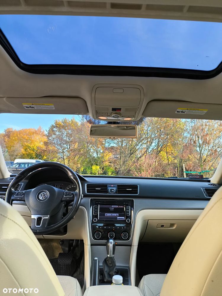 Volkswagen Passat - 5