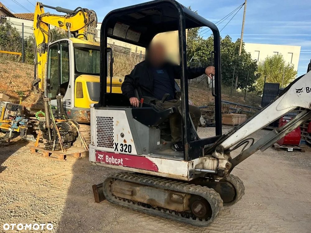 Bobcat Minikoparka Gąsienicowa BOBCAT X 320 X320 - 2