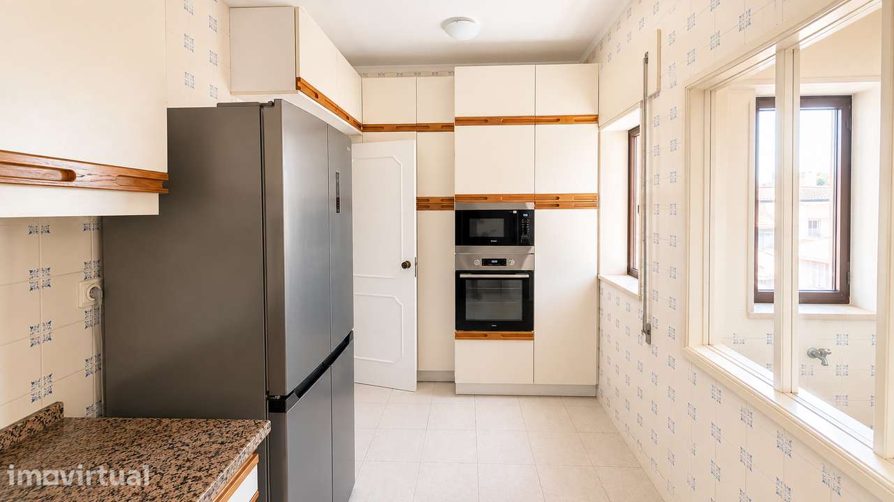 Quarto para Arrendamento Próximo da Praia e do Centro [12m²]. - Grande imagem: 5/9