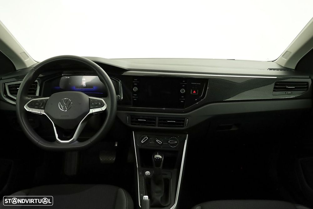 VW Taigo 1.0 TSI Urban DSG - 8