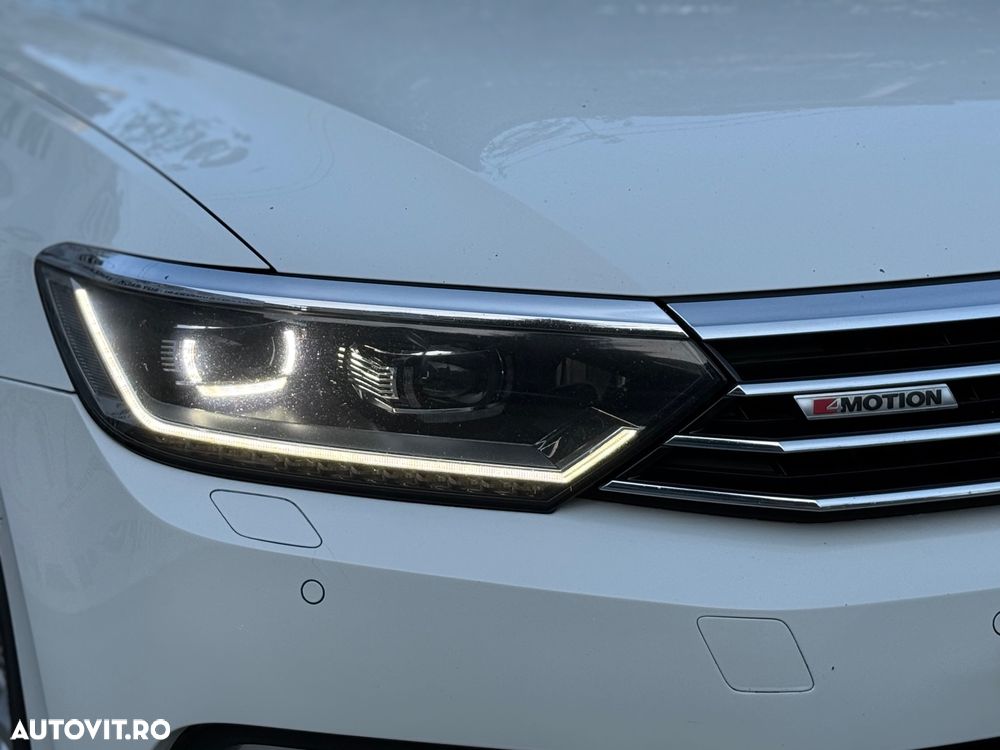 Volkswagen Passat 2.0 TDI DSG 4Motion Highline - 14
