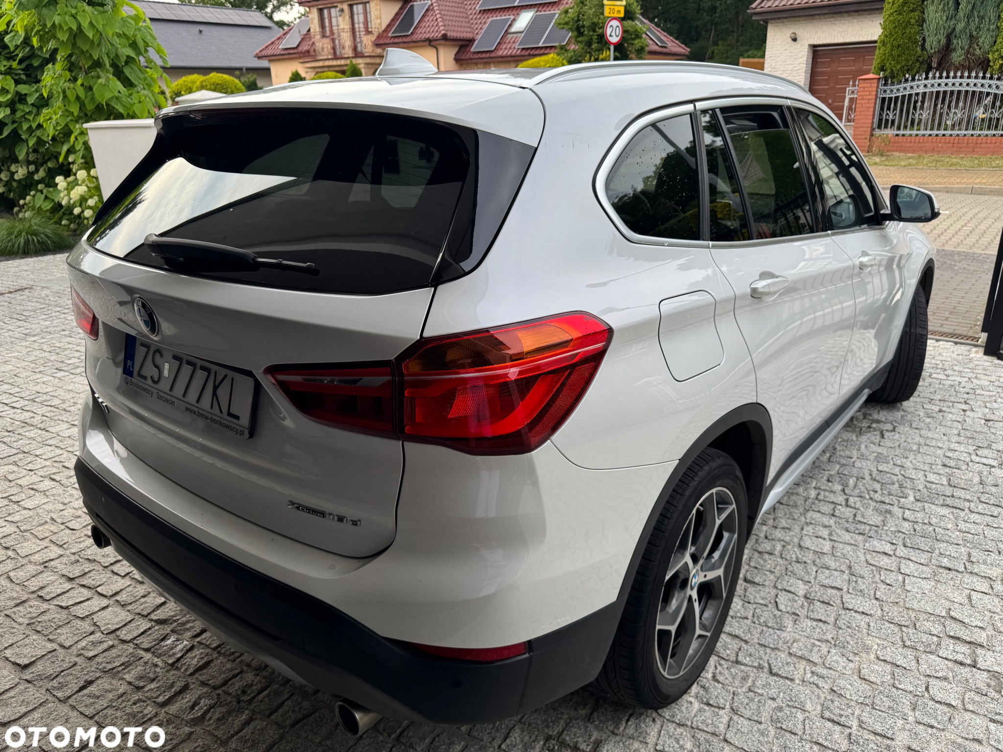 BMW X1 xDrive18d xLine - 3