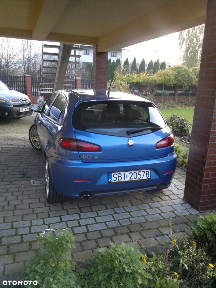 Alfa Romeo 147 1.6 Twin Spark Black Line - 9