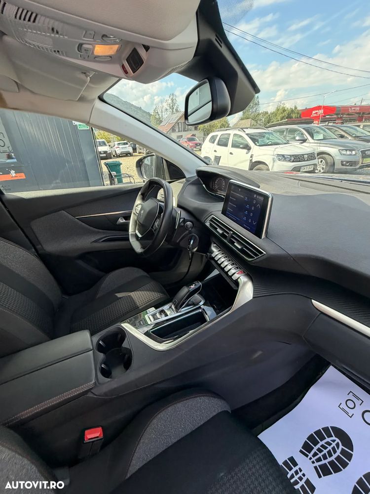 Peugeot 3008 - 19