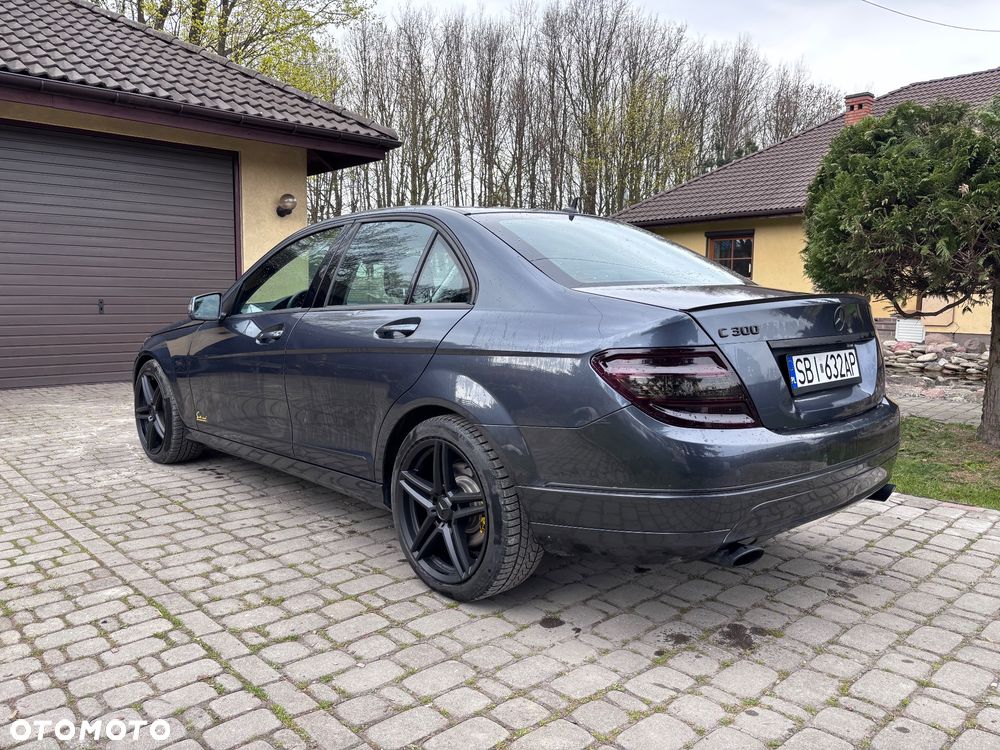 Mercedes-Benz Klasa C 300 7G-TRONIC Avantgarde - 4