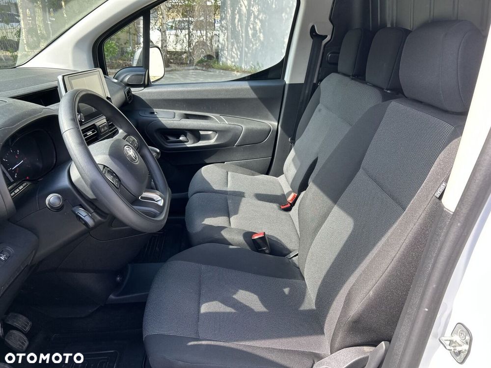Toyota PROACE CITY - 13