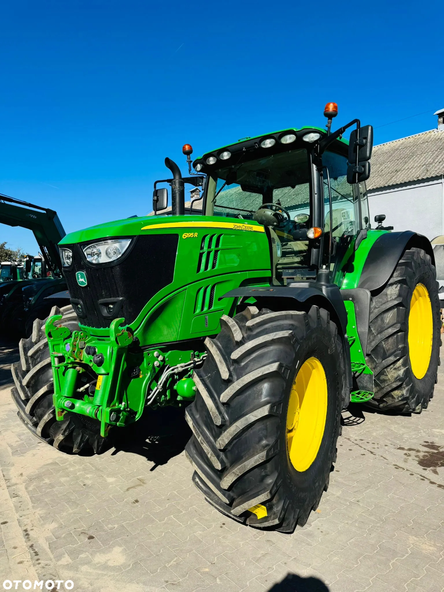 John Deere 6195R - 4