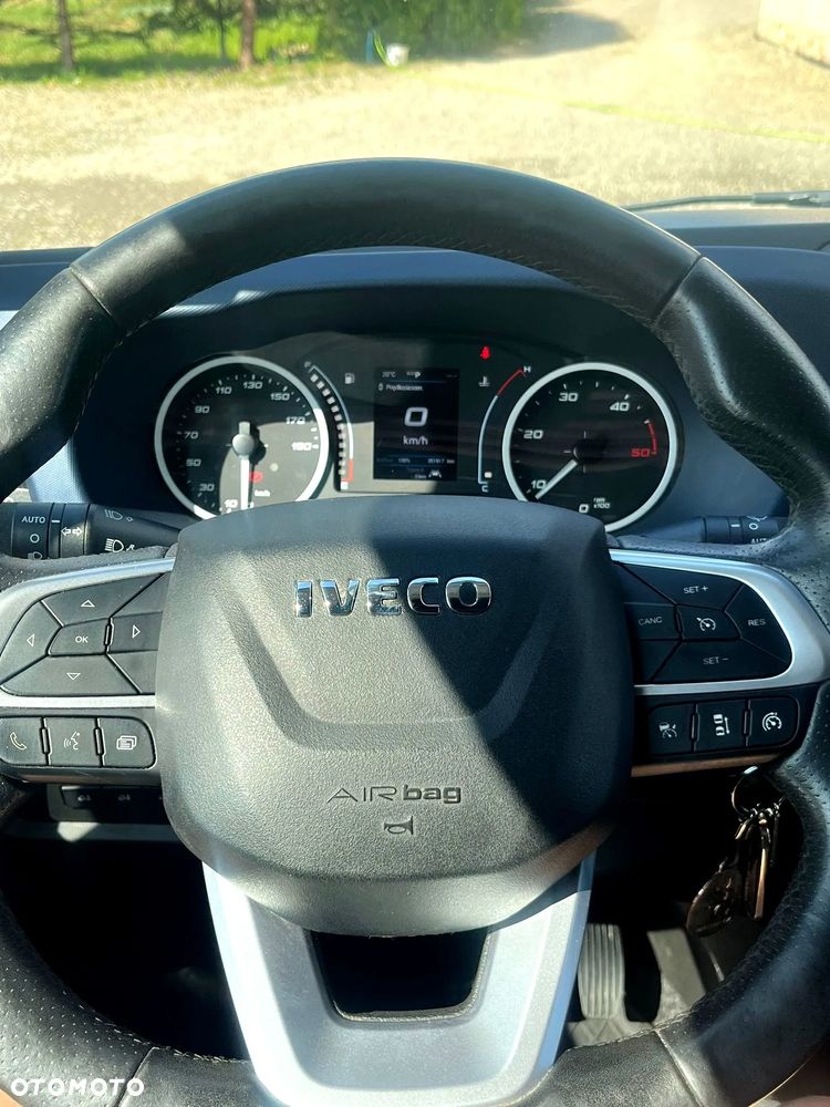 Iveco Daily - 12