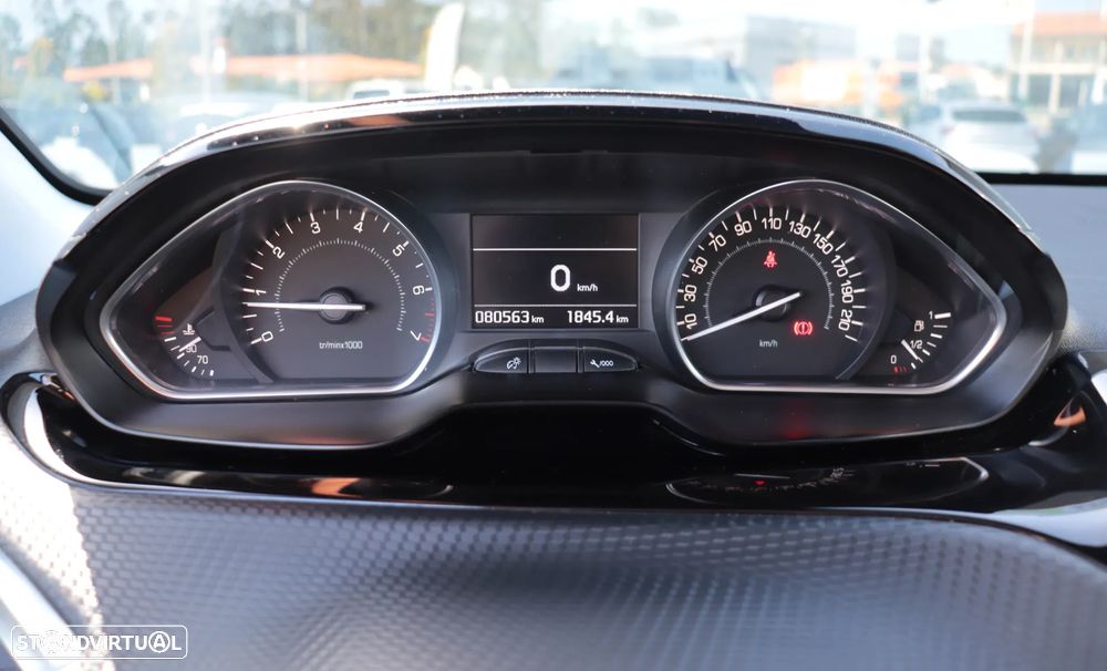 Peugeot 2008 1.2 PureTech Style - 10