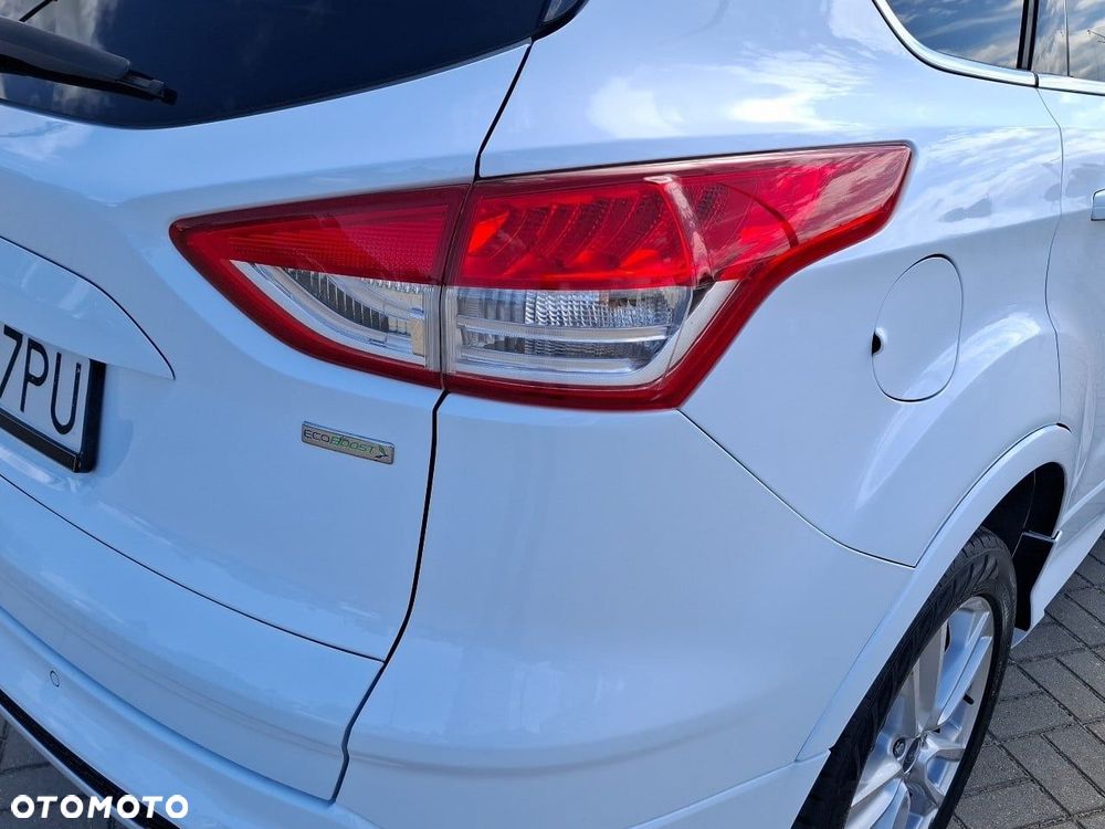 Ford Kuga 1.5 EcoBoost 4WD Titanium - 17