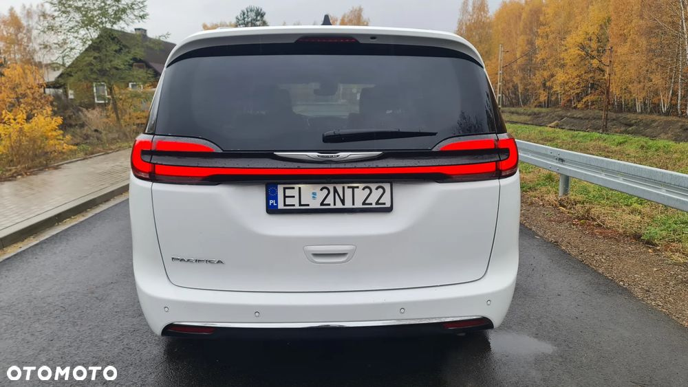 Chrysler Pacifica - 7