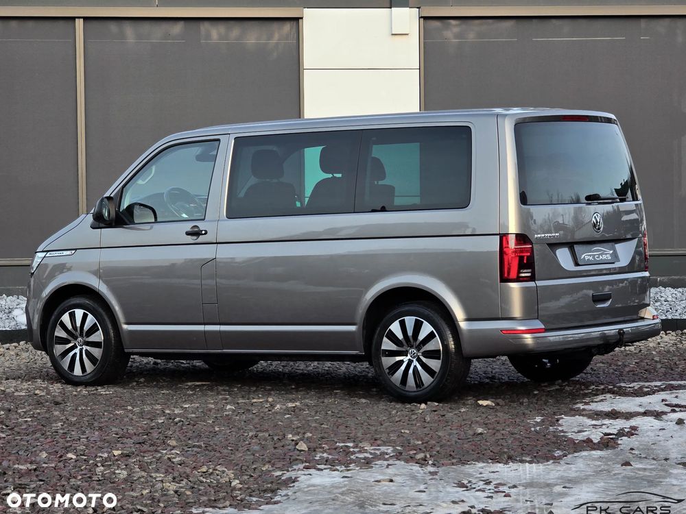 Volkswagen Multivan - 21