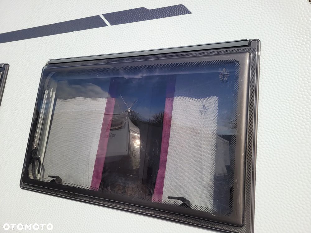 Weinsberg CARATWO 390, DMC 1200, 2022r. przedsionek - 23