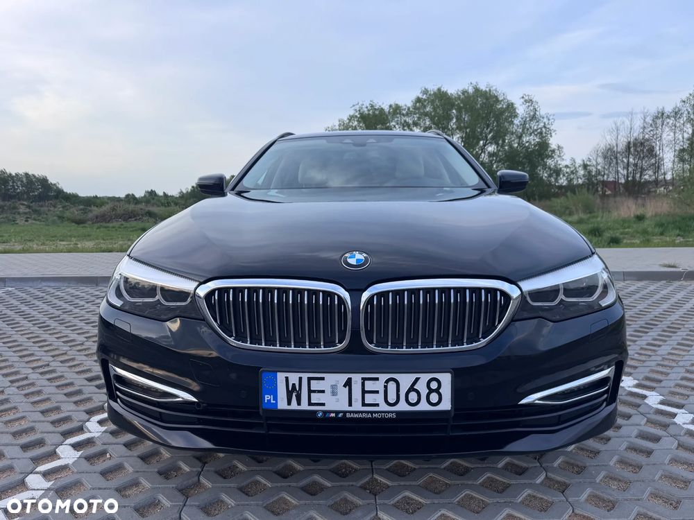 BMW Seria 5 520d Luxury Line - 10