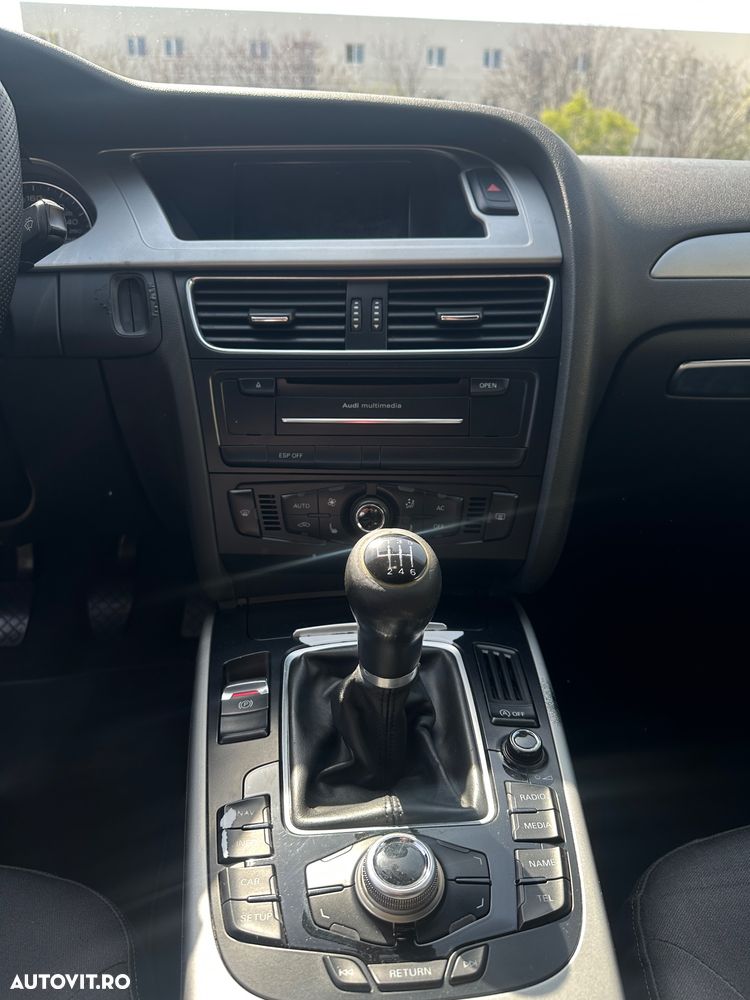 Audi A4 2.0 TDI B8 - 11