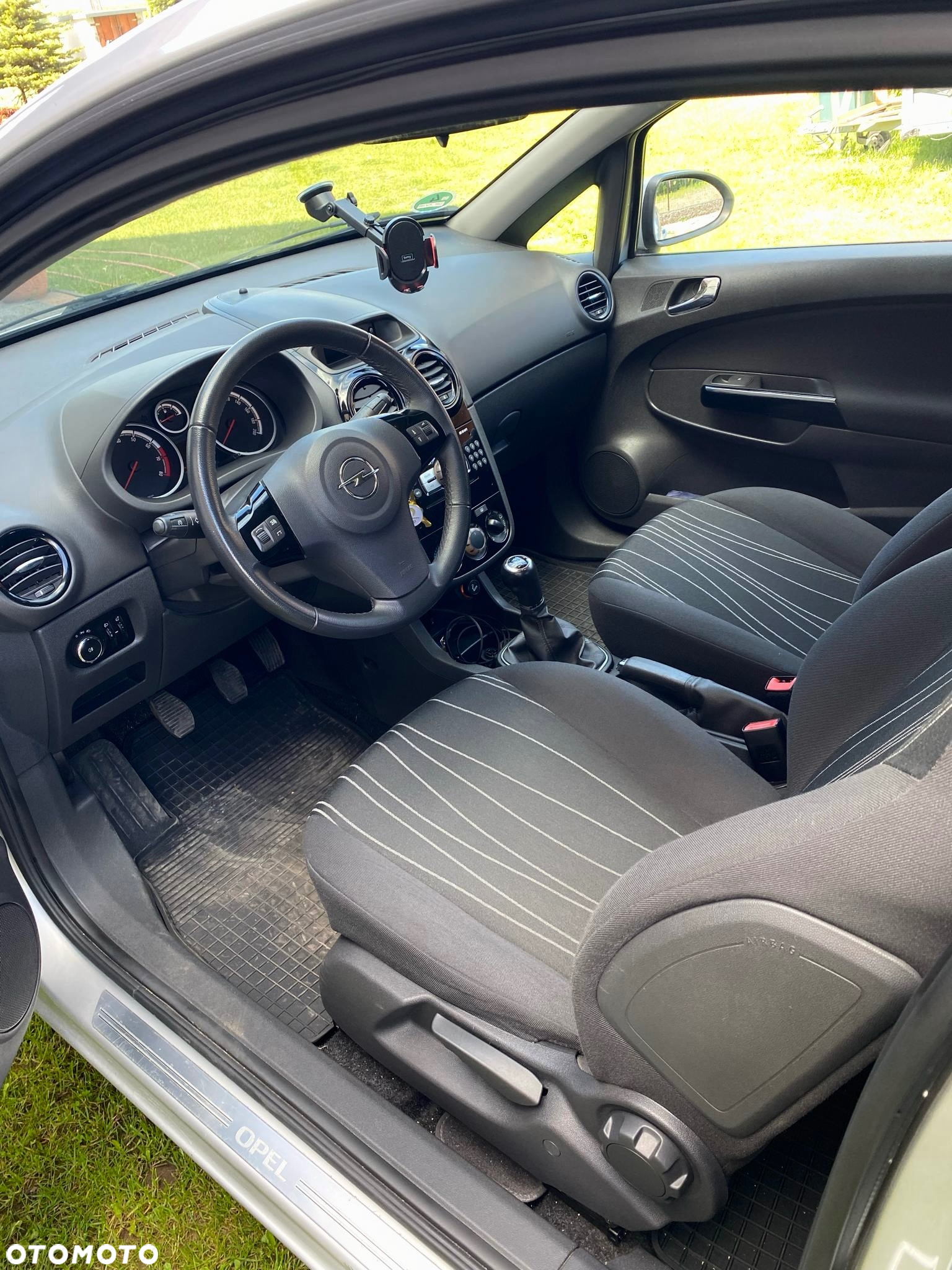 Opel Corsa - 13