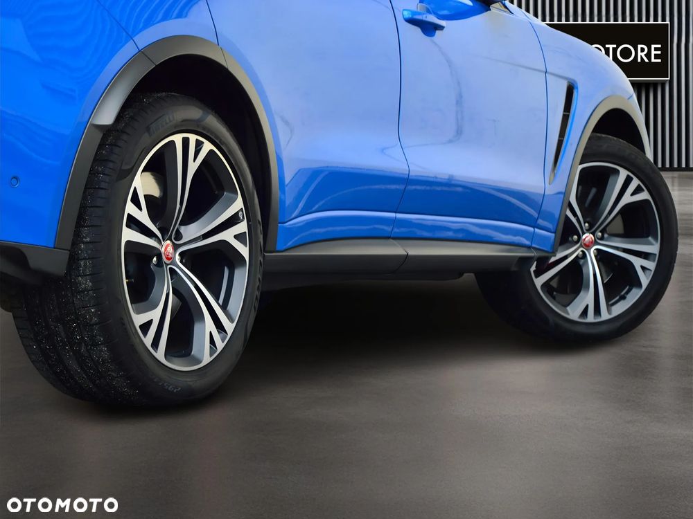 Jaguar F-Pace 5.0 V8 P550 AWD SVR - 13