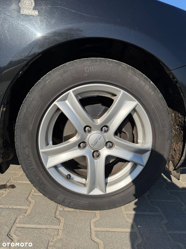 Toyota Corolla 1.6 VVT-i Luna - 6