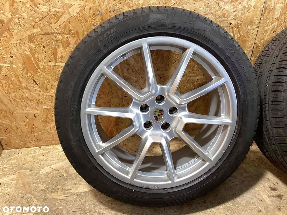 Porsche Macan 95B 2019 Komplet Felgi kute R20 - 15
