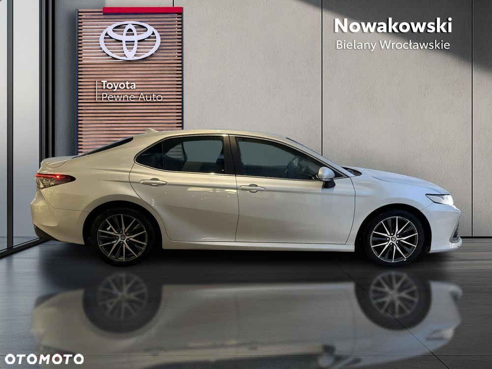 Toyota Camry 2.5 Hybrid Prestige CVT - 29