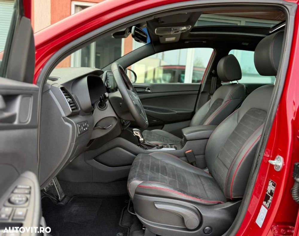 Hyundai Tucson 2.0 CRDI 4WD 8AT Premium - 18