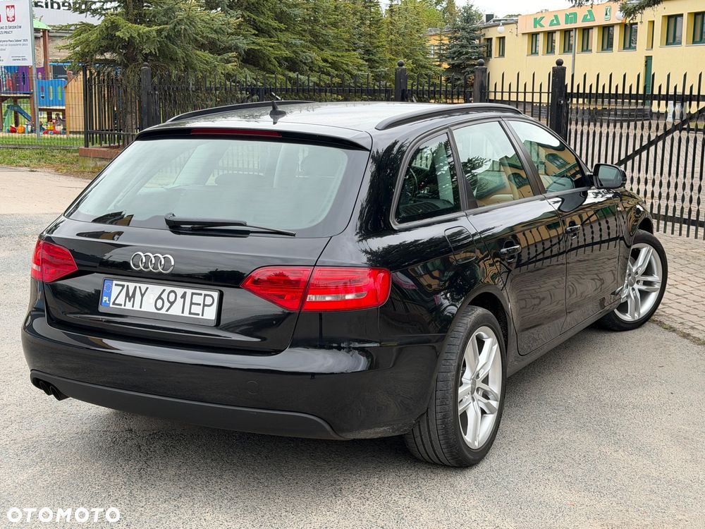Audi A4 Avant 2.0 TDI DPF Ambiente - 4