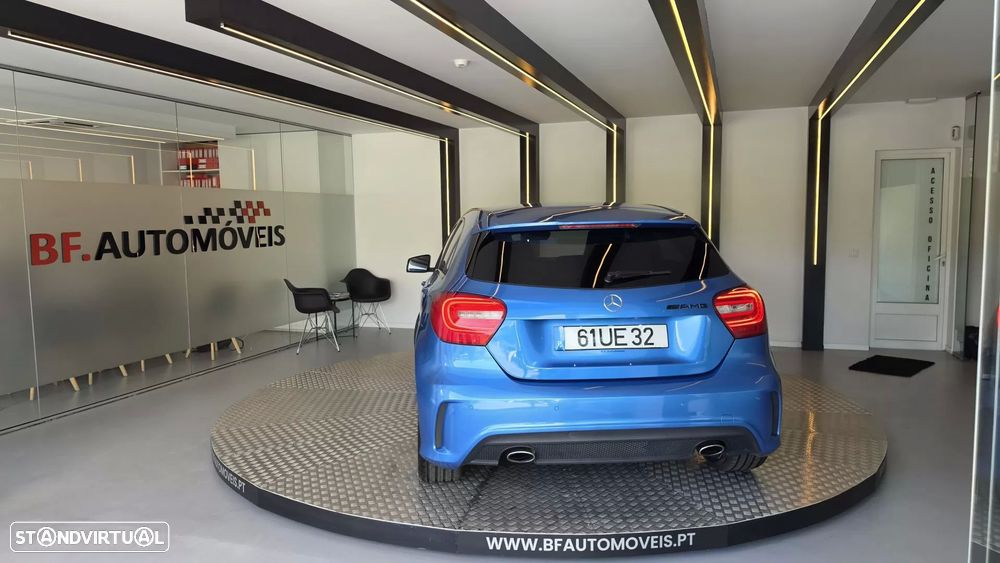 Mercedes-Benz A 180 d AMG Line - 17