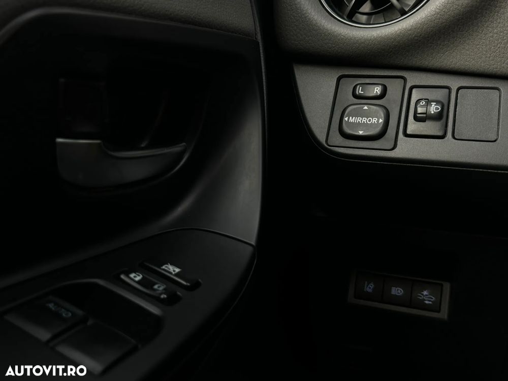 Toyota Yaris 1.5 VVT-i Life - 22