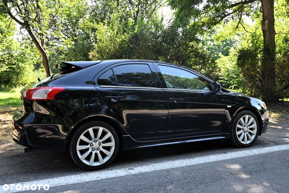 Mitsubishi Lancer - 18