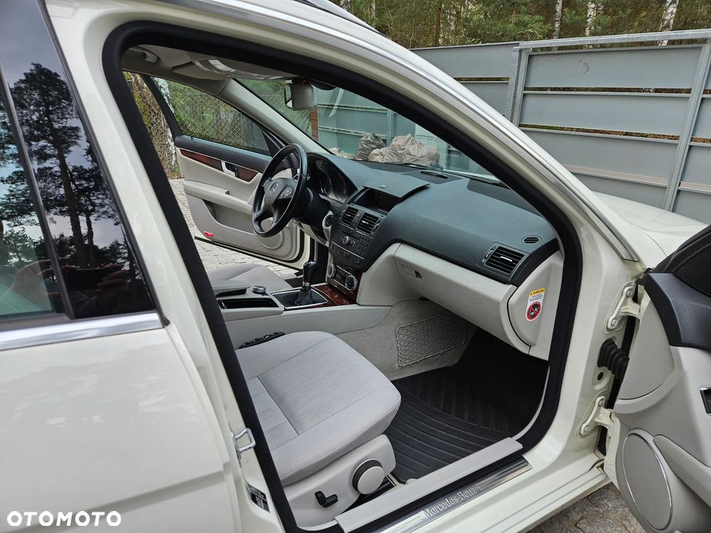 Mercedes-Benz Klasa C 200 Kompressor Elegance - 10