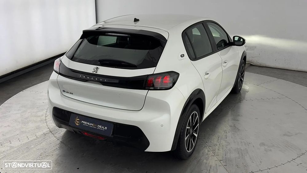 Peugeot e-208 50 kWh Active Pack - 11