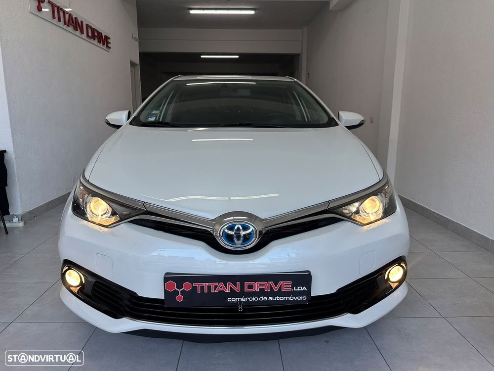 Toyota Auris 1.8 HSD Comfort +P.Sport+Navi - 11