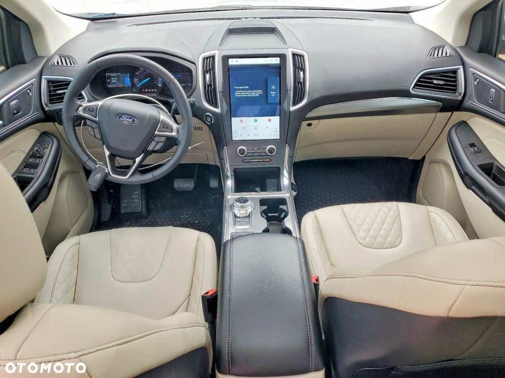 Ford Edge - 7