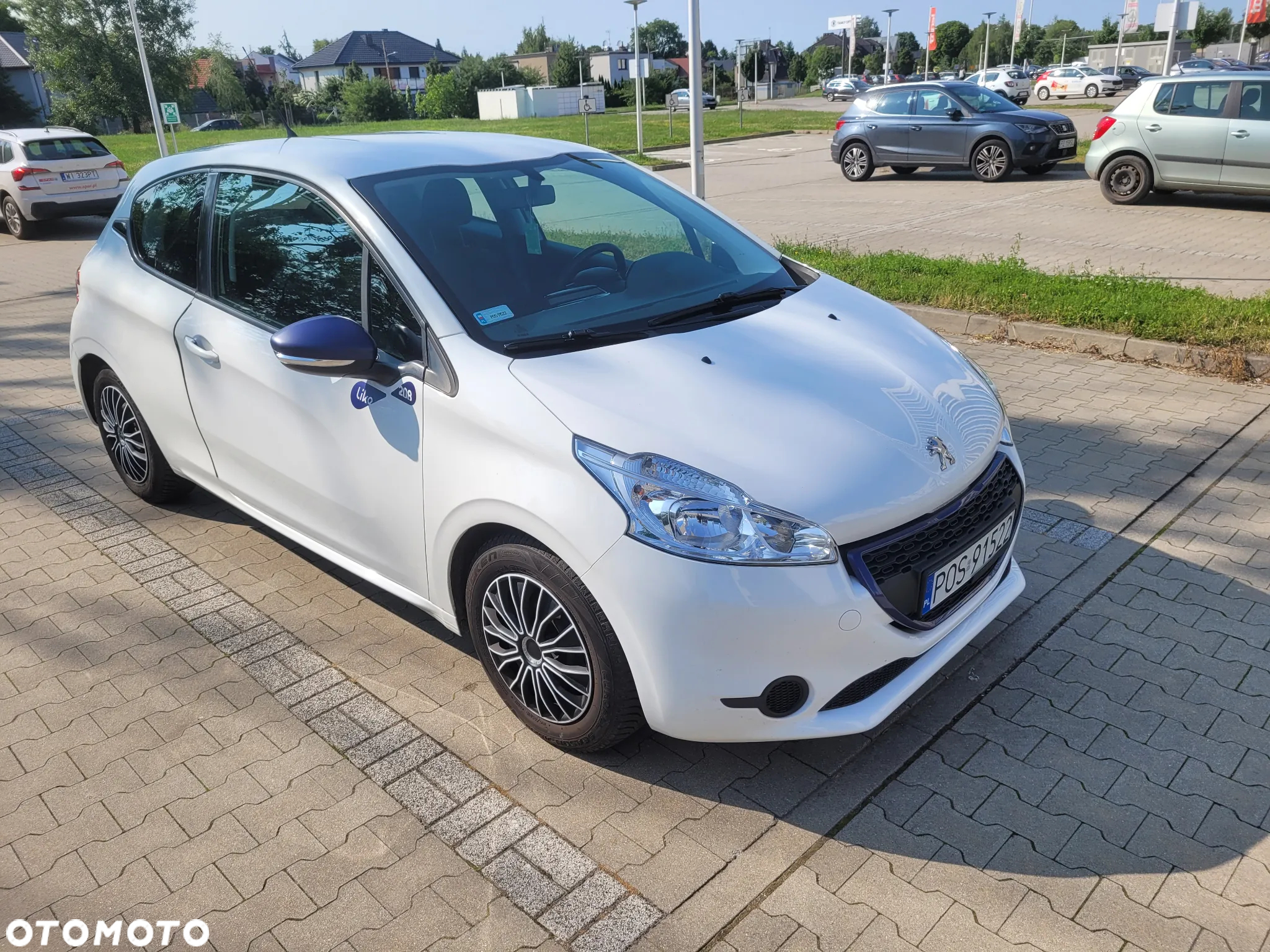 Peugeot 208 - 6