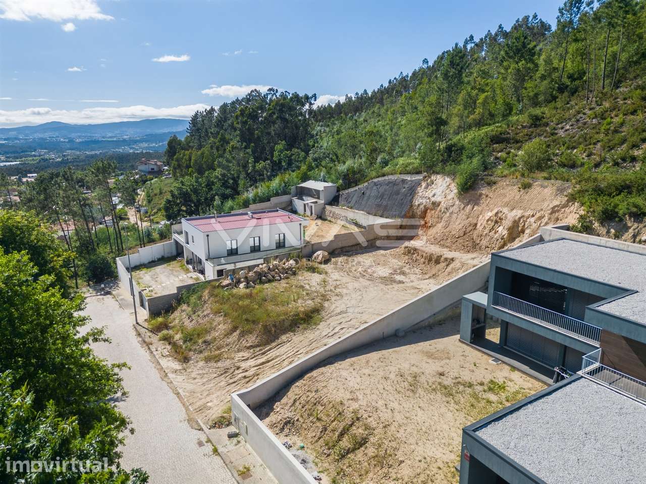 Lote de Terreno  Venda em Mire de Tibães,Braga - Grande imagem: 2/18