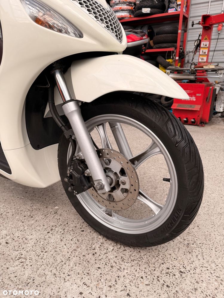 Suzuki Inny - 11