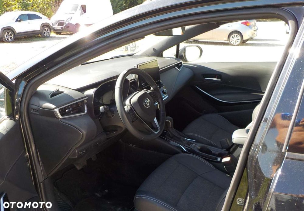 Toyota Corolla - 19