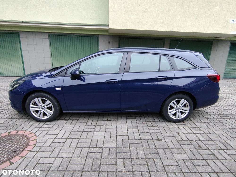 Opel Astra 1.6 CDTI Enjoy - 3