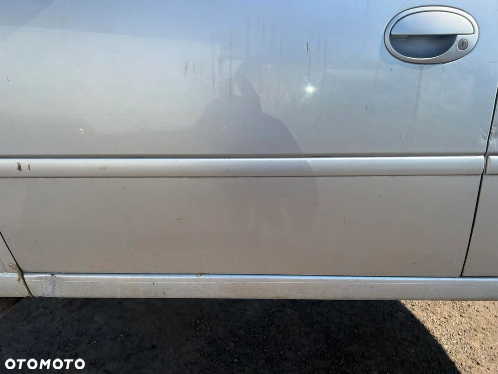 Drzwi przednie lewe USZKODZONE Opel Meriva A !! Kompletne Z157 - 2