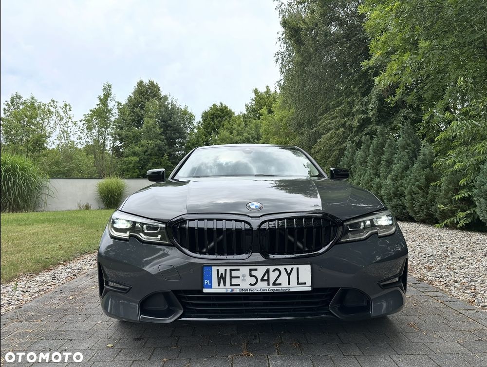 BMW Seria 3 320i Sport Line Shadow sport - 1