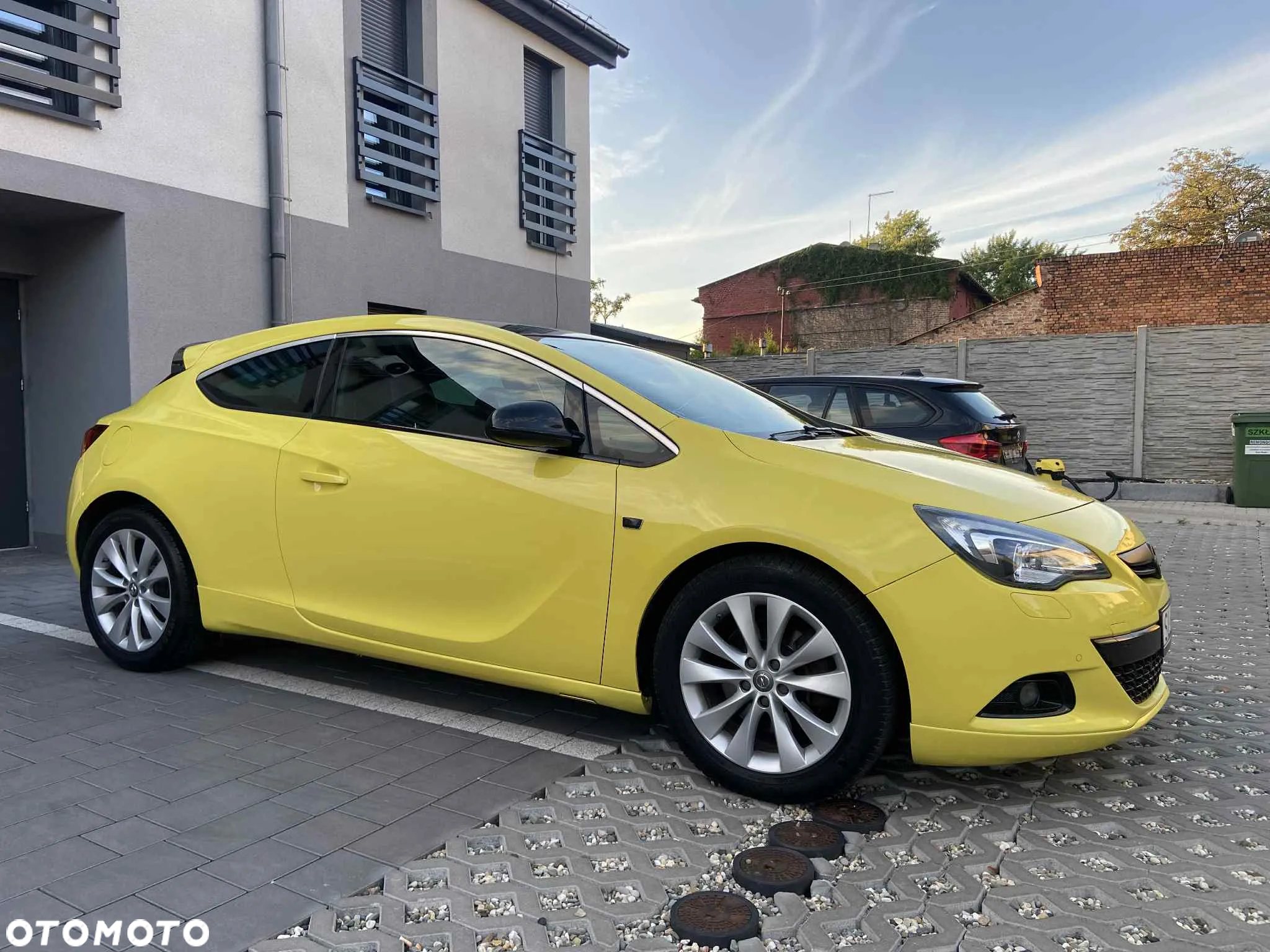 Opel Astra IV GTC 1.6 CDTI Sport S&S - 17